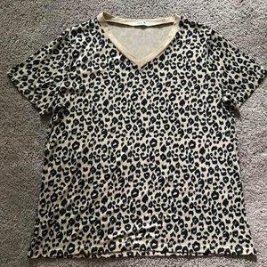 Blooming Telly women’s extra large animal print top
